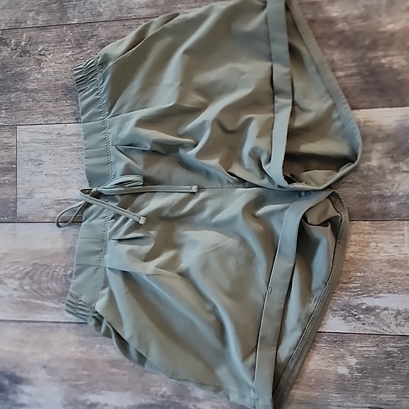 Women's Olive and Lavender Summer Shorts - Picture 5 of 7